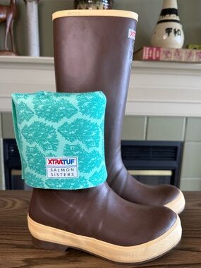 EUC XTRATUF Salmon Sisters Boots Kelp Print Size 6 Brown/Beige